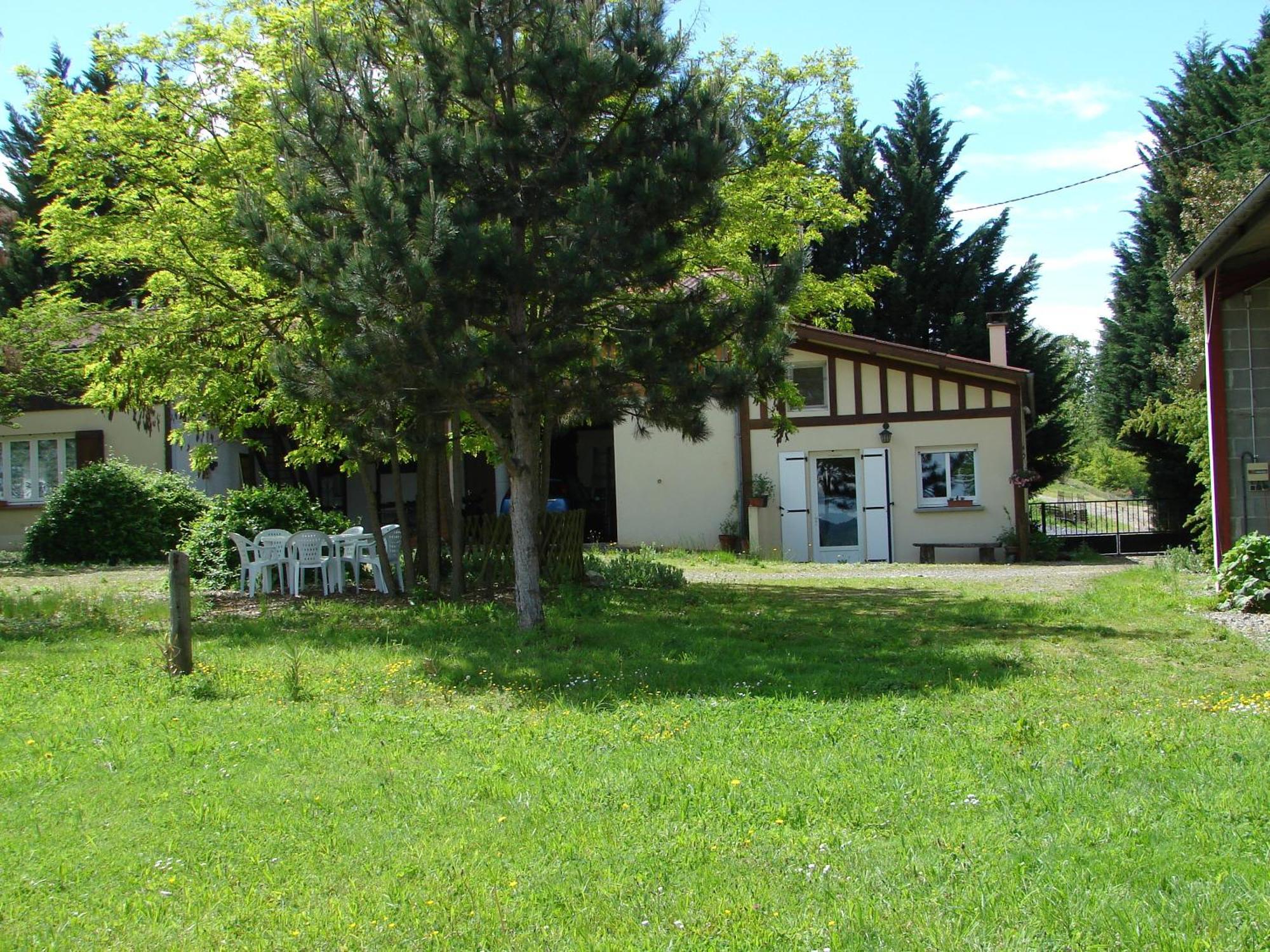 Gites Le Grand Jardin Puydarrieux Exterior photo